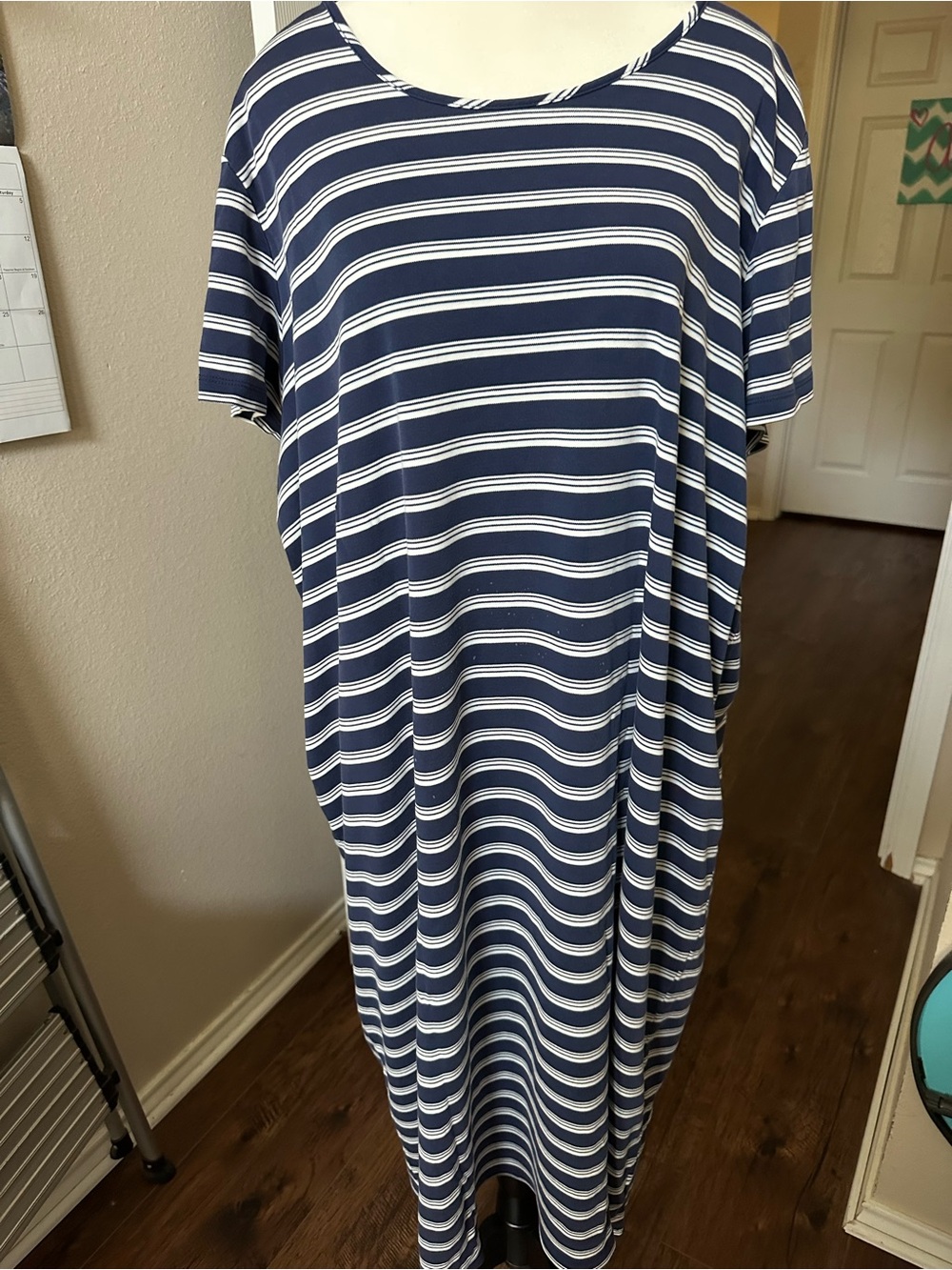 Lands' End Navy and White Striped Cotton Nightgown size 3X. EUC.